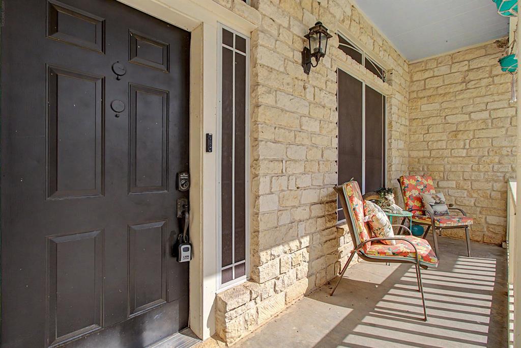 3558 S Nolan River Road Property Photo 4