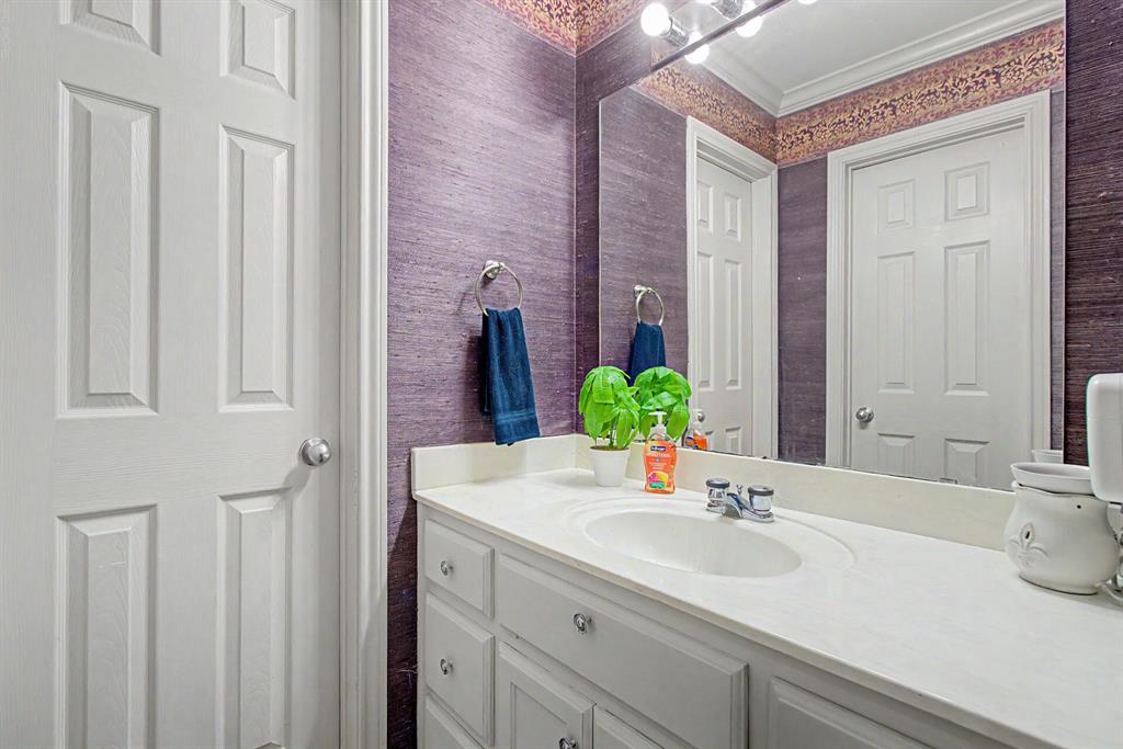 3558 S Nolan River Road Property Photo 39