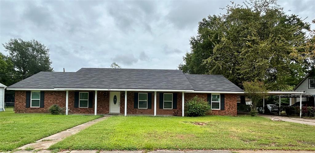 111 S Canton Street Property Photo 1