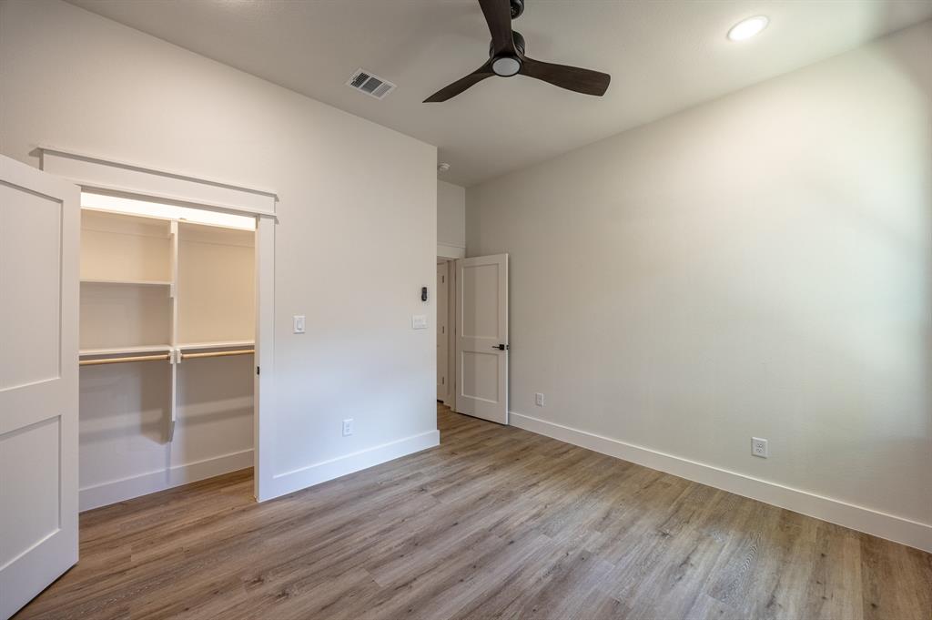 2904 Hiawatha Trail Property Photo 17