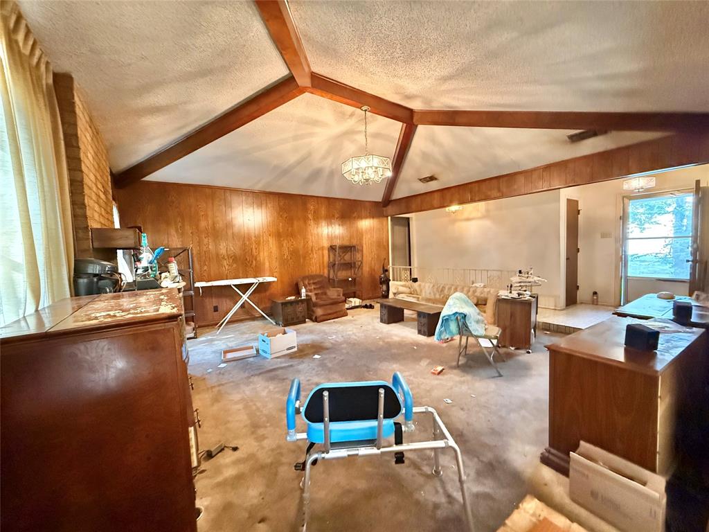 3409 Pecan Circle Property Photo 2
