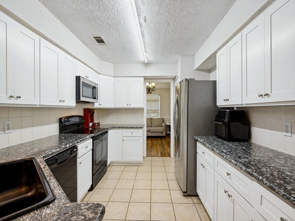 3000 Presidio Circle Property Photo 16