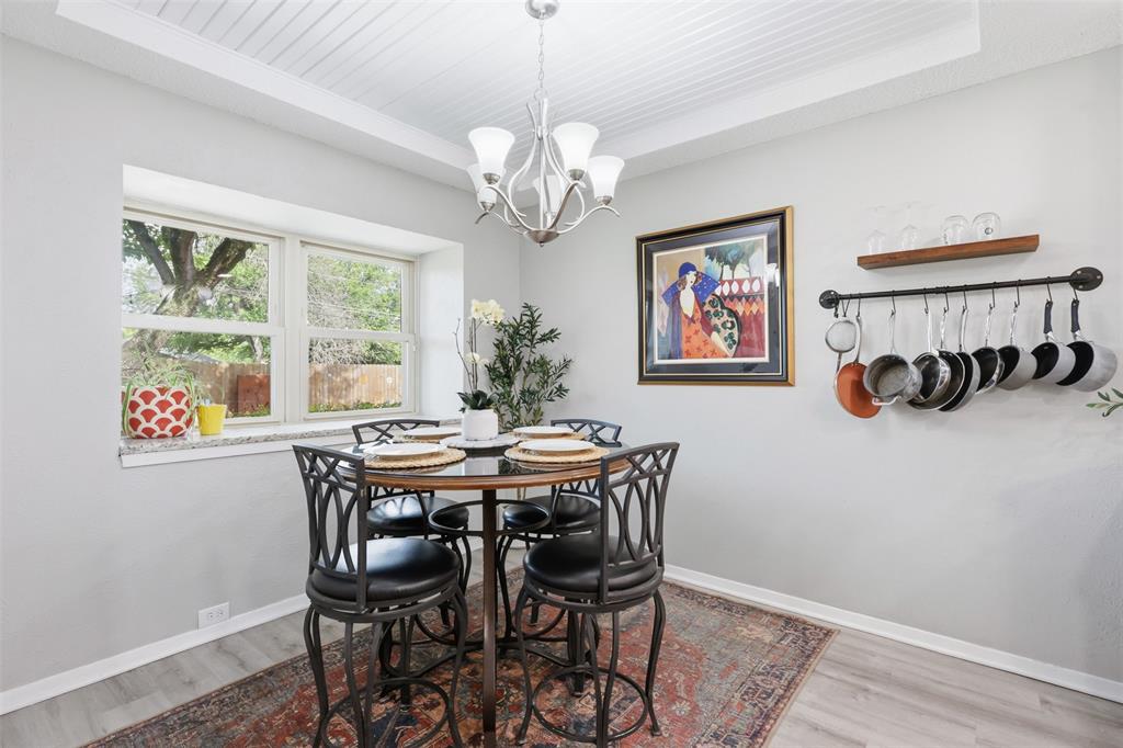505 Queensway Road Property Photo 13