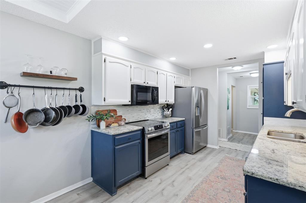 505 Queensway Road Property Photo 14
