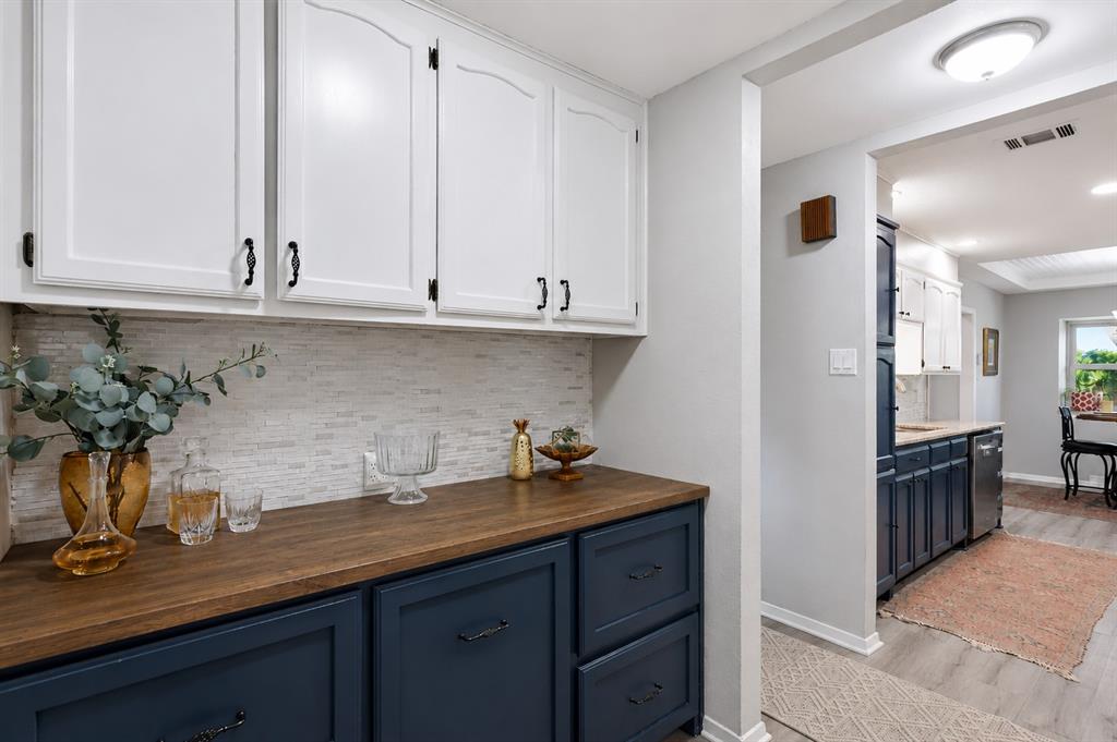 505 Queensway Road Property Photo 15