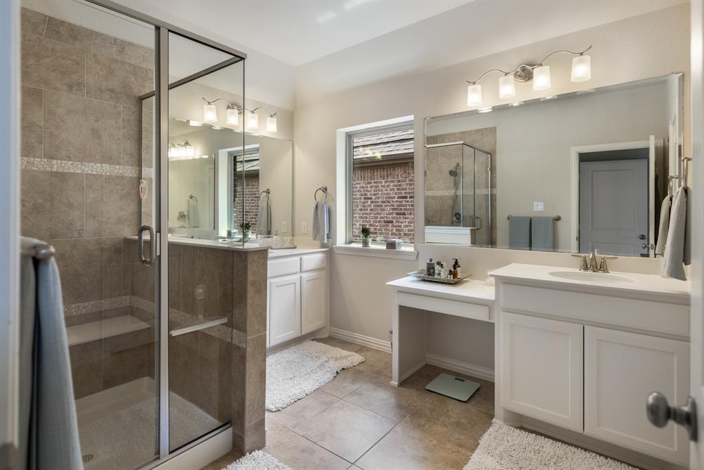 1207 Harris Hawk Way Property Photo 7