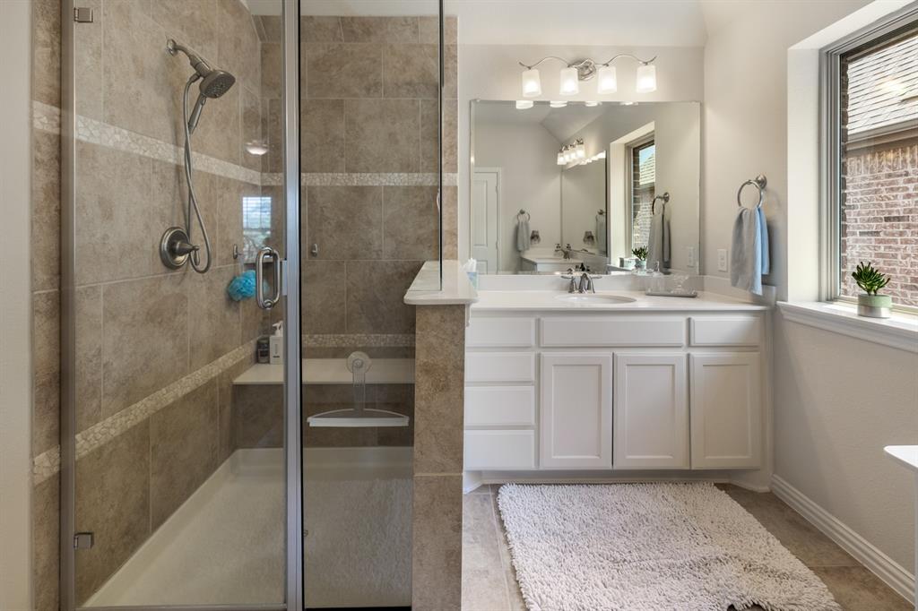 1207 Harris Hawk Way Property Photo 8