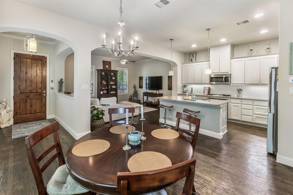 1207 Harris Hawk Way Property Photo 12