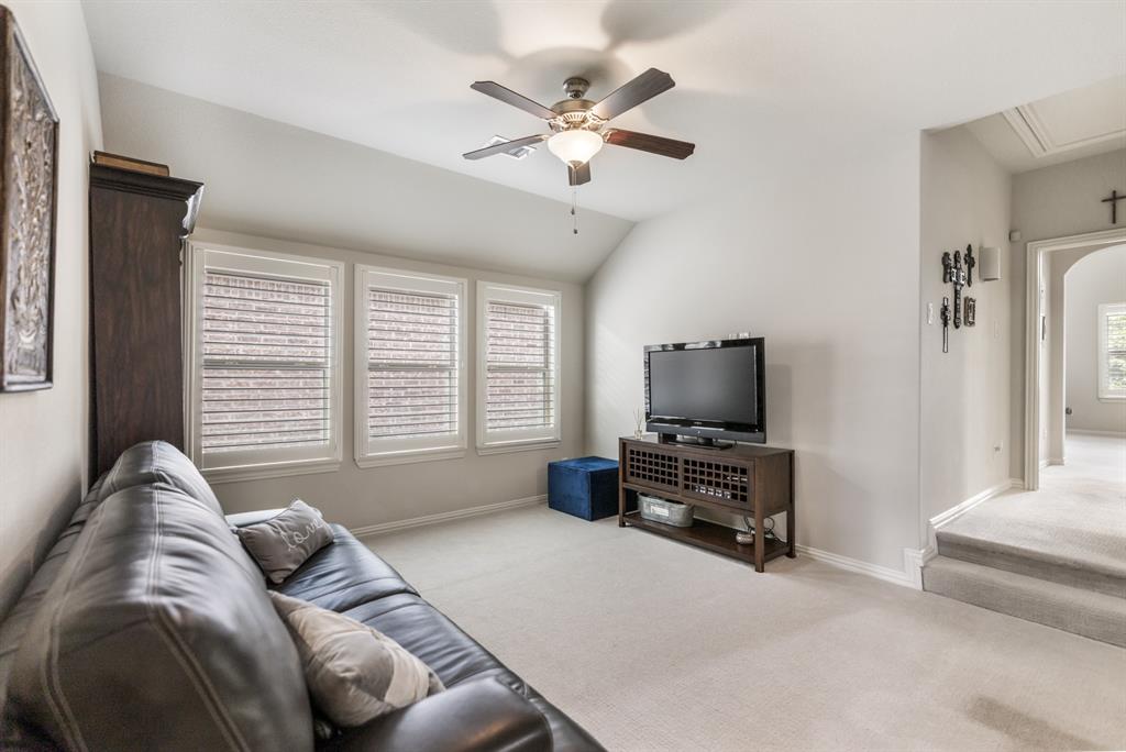 1207 Harris Hawk Way Property Photo 17