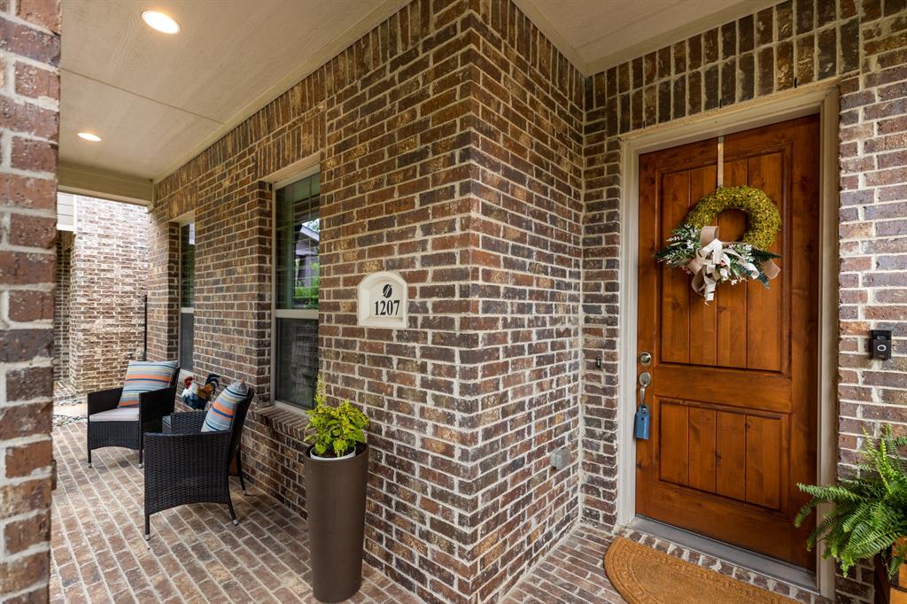 1207 Harris Hawk Way Property Photo 24