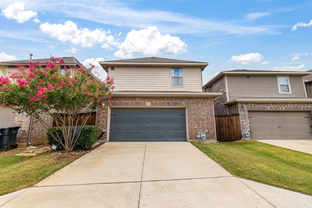 1207 Harris Hawk Way Property Photo 25