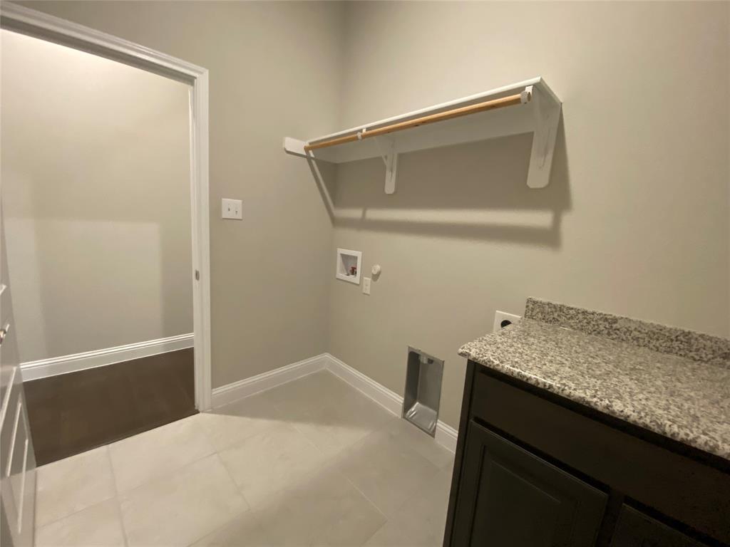209 Johnson Street Property Photo 28