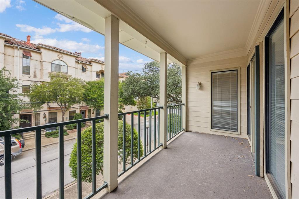 3105 San Jacinto Street 220 Property Photo 6