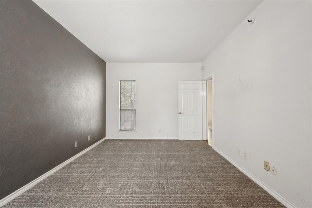 3105 San Jacinto Street 220 Property Photo 18