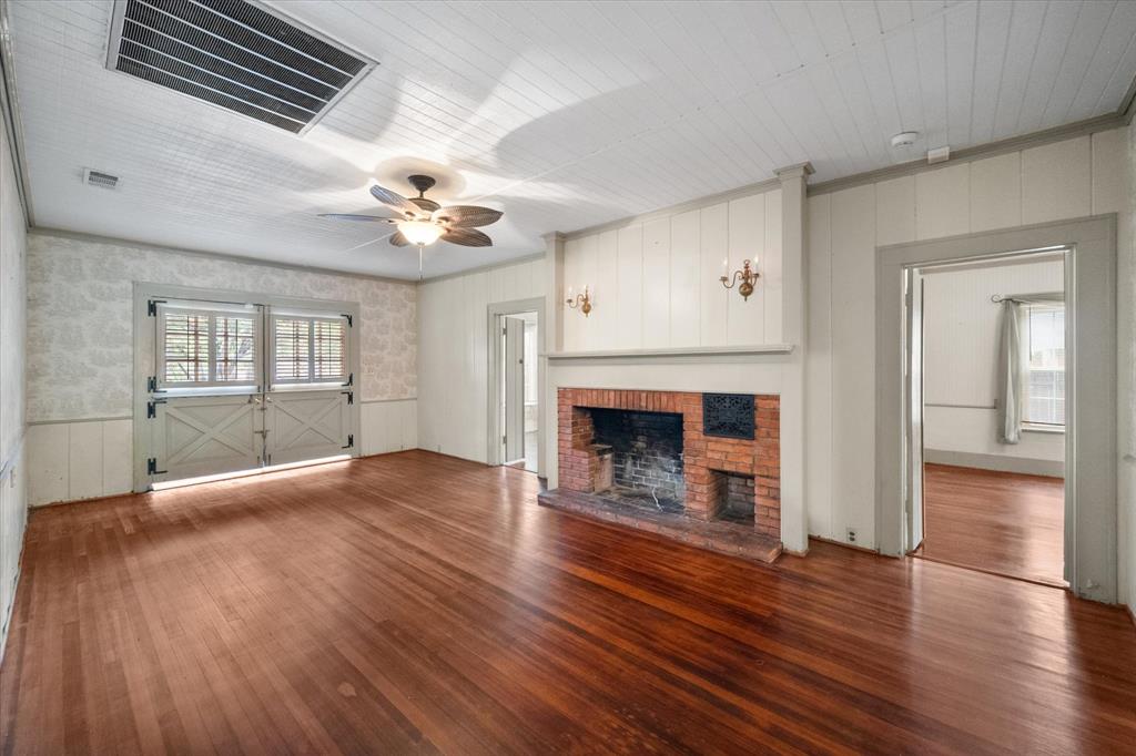 1501 Sycamore Property Photo 5