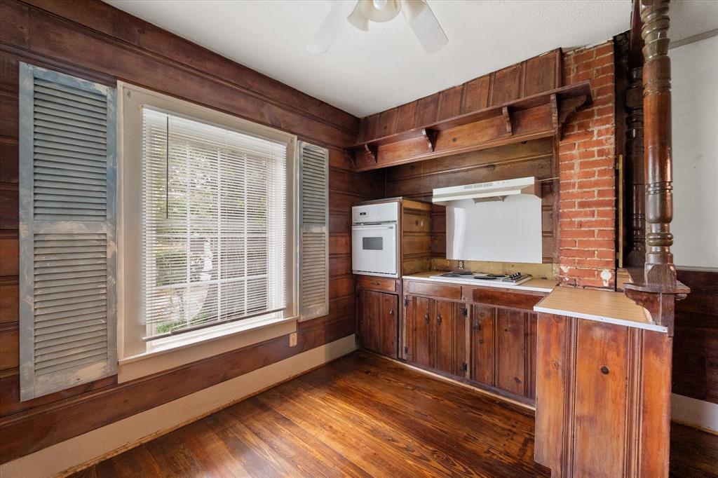 1501 Sycamore Property Photo 7