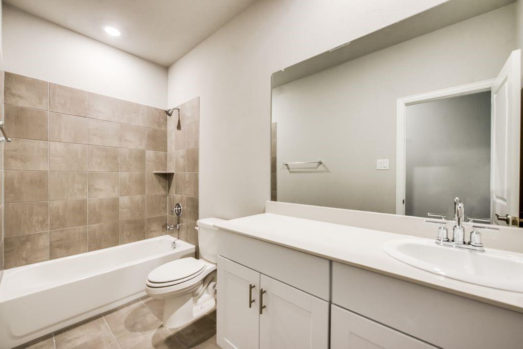 605 Cedar Springs Drive Property Photo 14