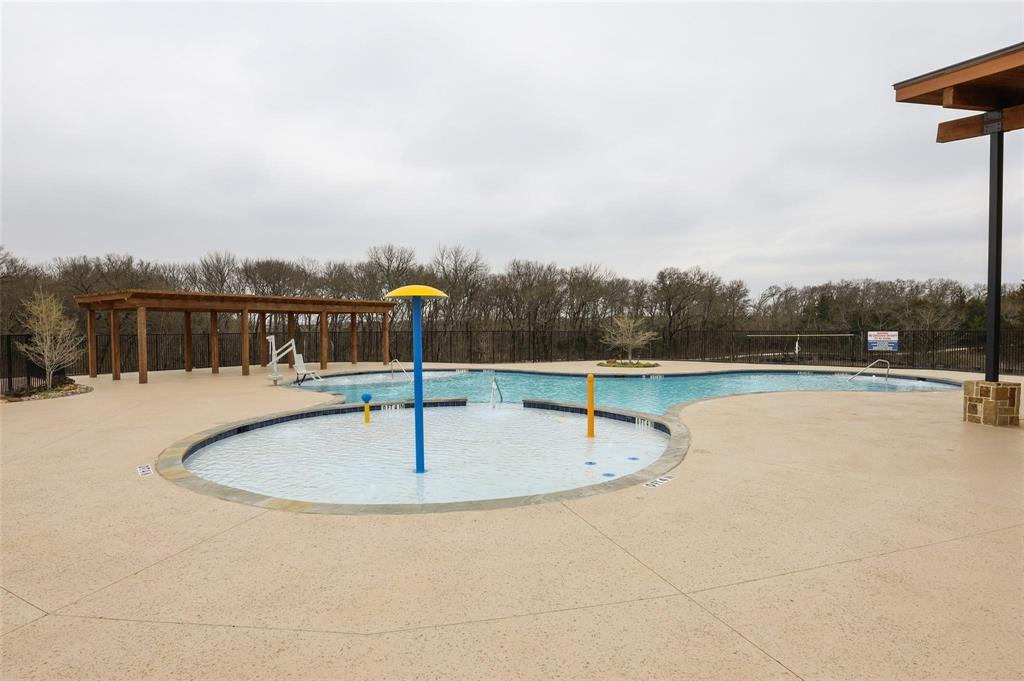 605 Cedar Springs Drive Property Photo 23