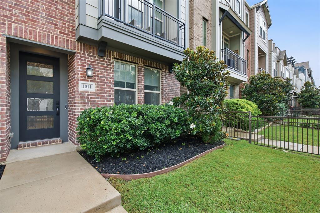 1011 Tea Olive Lane Property Photo 1