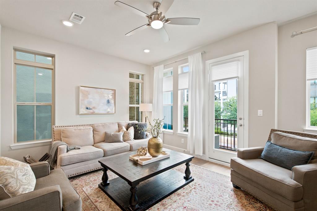1011 Tea Olive Lane Property Photo 11