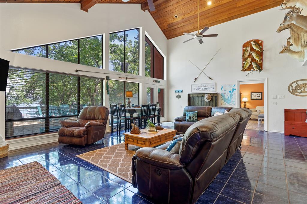 578 County Road 1297 Property Photo 6