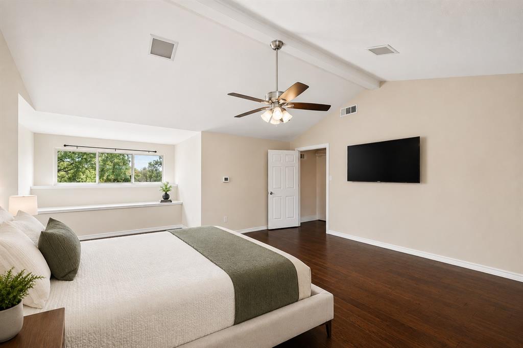 1433 Lincoln Place Property Photo 16