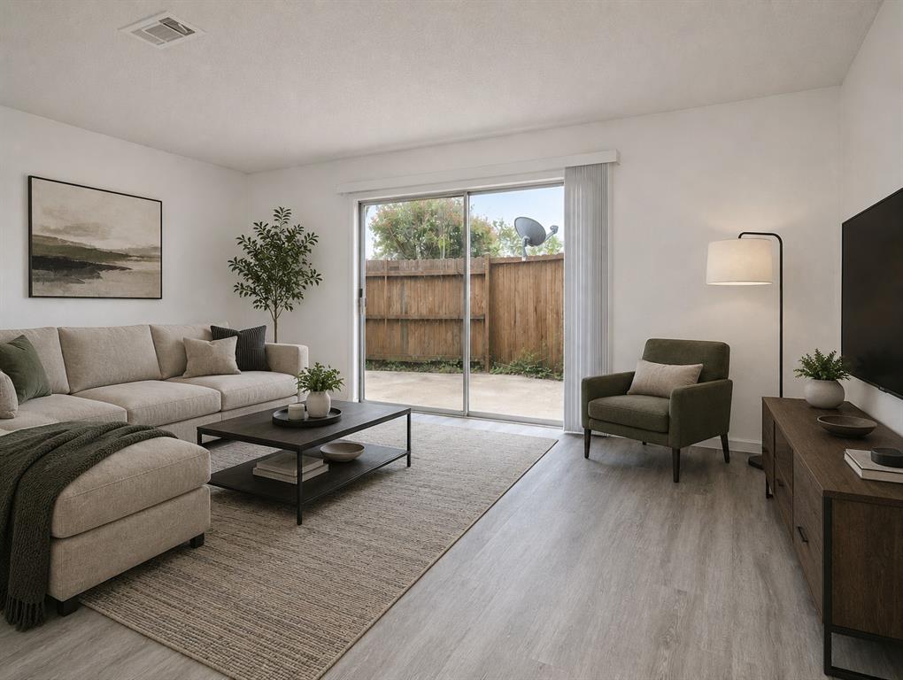 2347 Trellis Place Property Photo 2