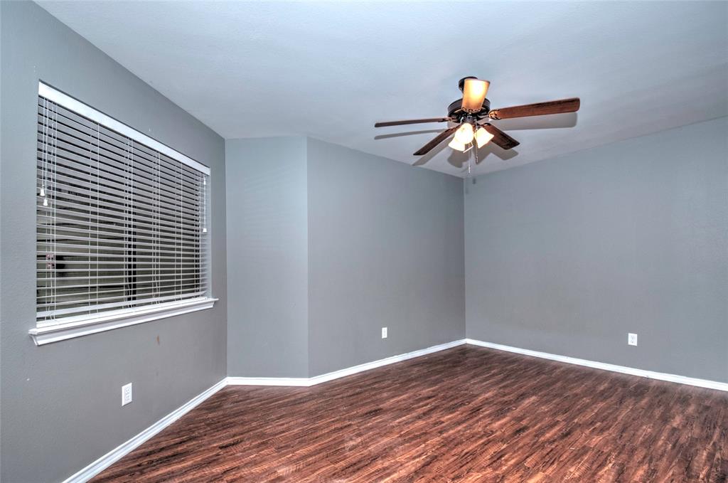 9831 Walnut Street 209 Property Photo 6