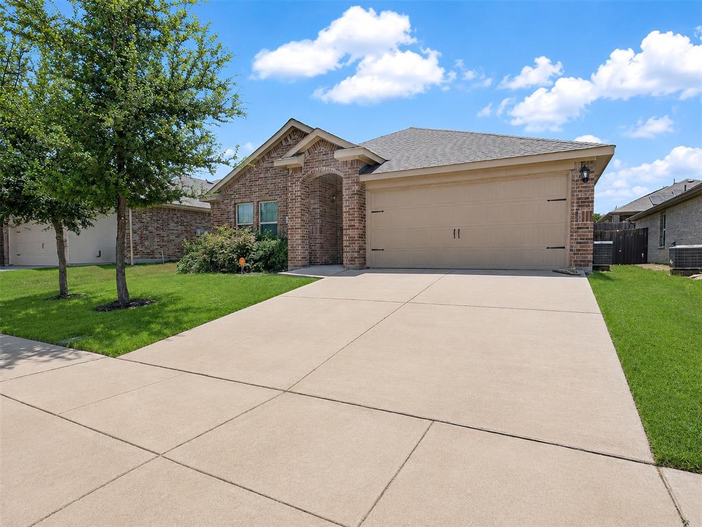 1111 Meadow Side Drive Property Photo 1