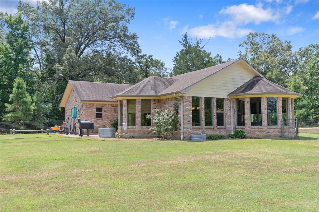 253 County Road 2412 Property Photo 1