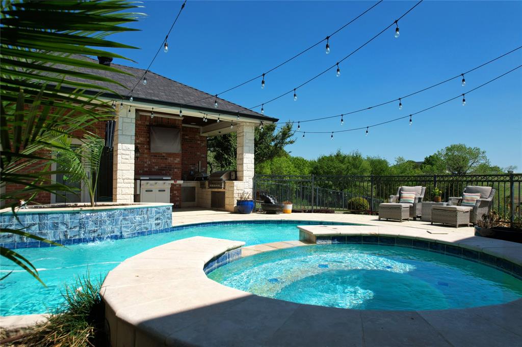 127 Eagle View Court Property Photo 6