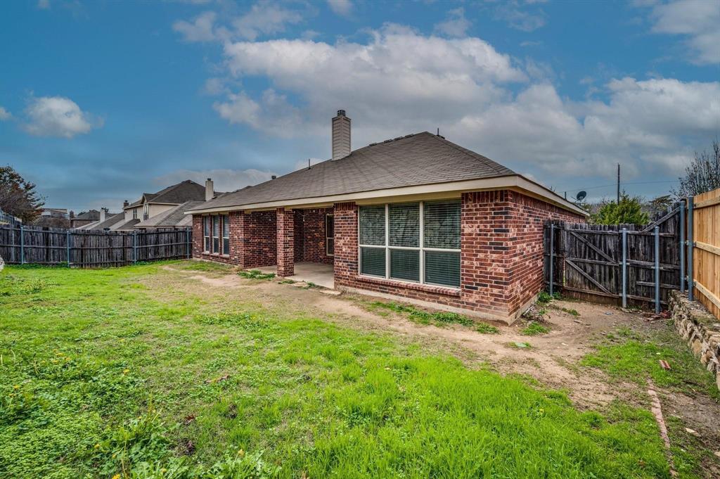1114 Walter Stephenson Road Property Photo 15