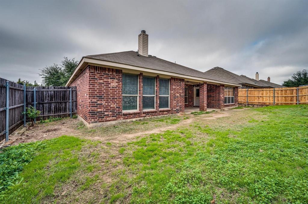 1114 Walter Stephenson Road Property Photo 16