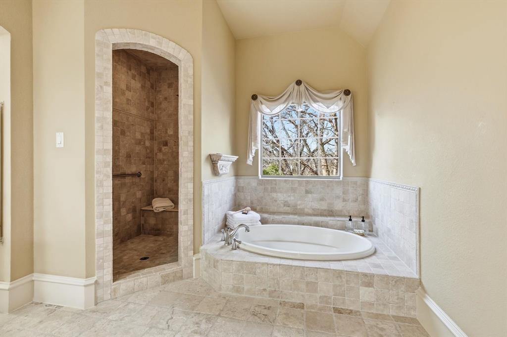 5572 Foard Drive Property Photo 20