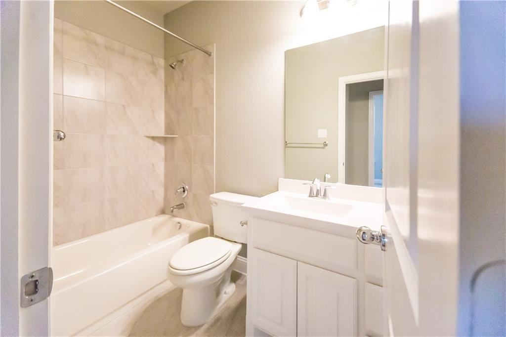 4309 Meadow Hawk Drive Property Photo 17