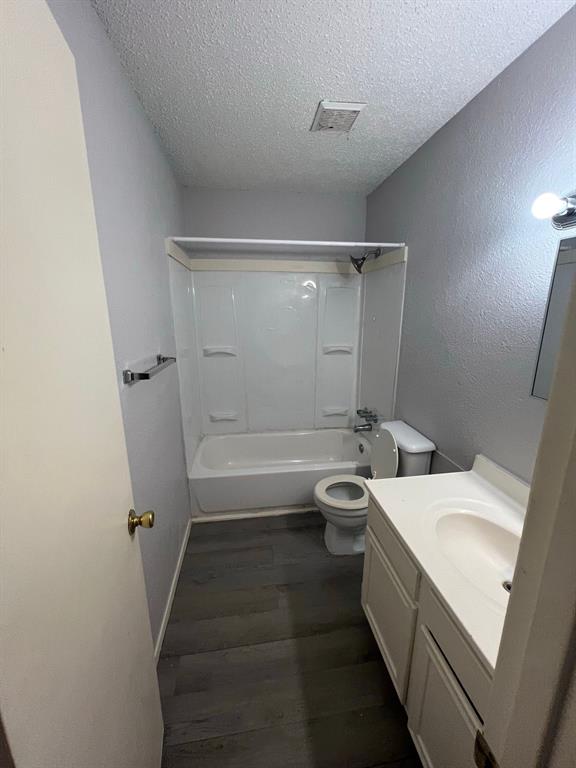 2410 N Willis Street 167 Property Photo 12