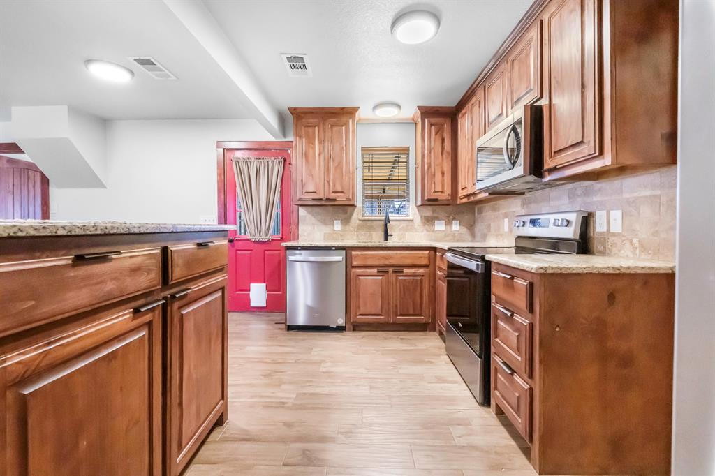 436 E El Camino Real Property Photo 6