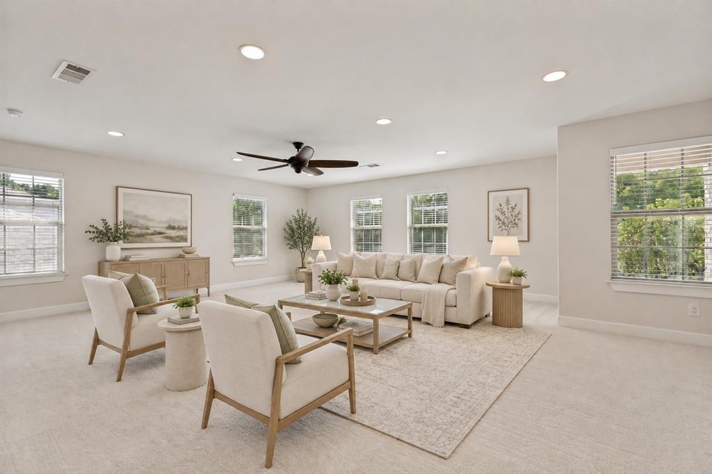 1016 Scenic Hills Drive Property Photo 4