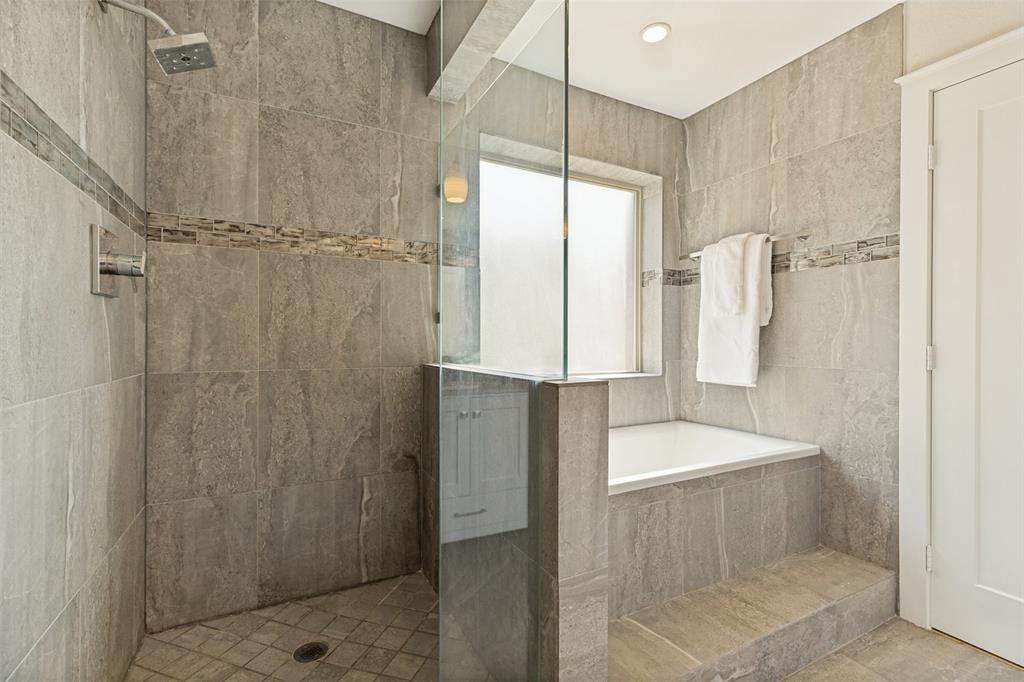1016 Scenic Hills Drive Property Photo 14