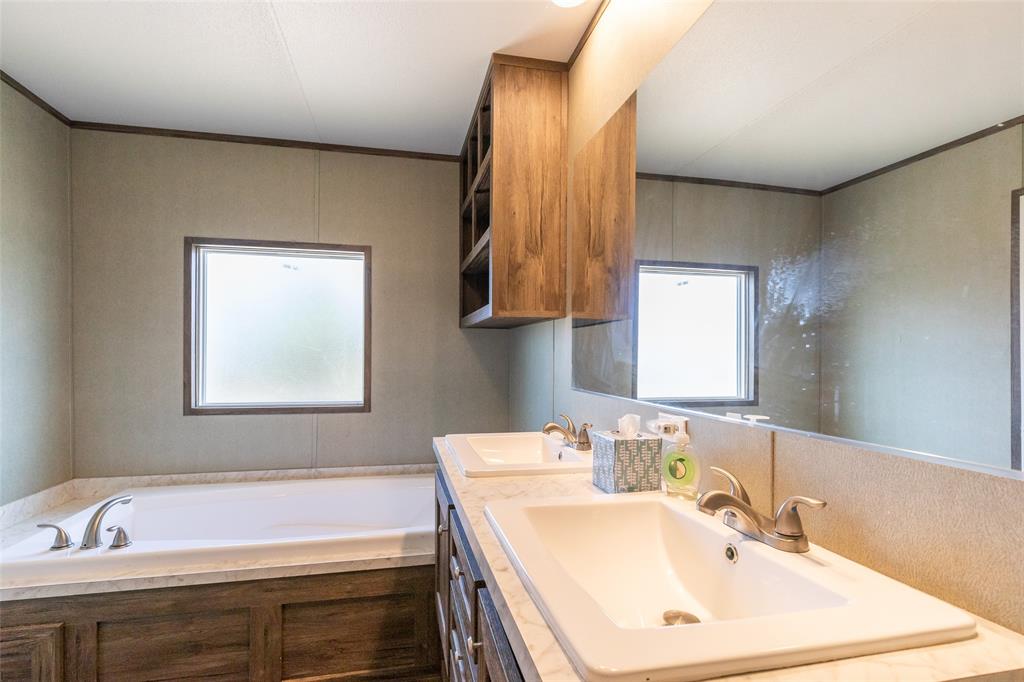 6801 County Road 304 Property Photo 27