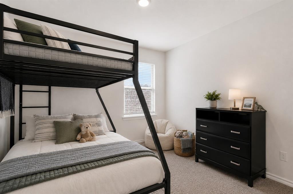 1000 Euston Street Property Photo 12