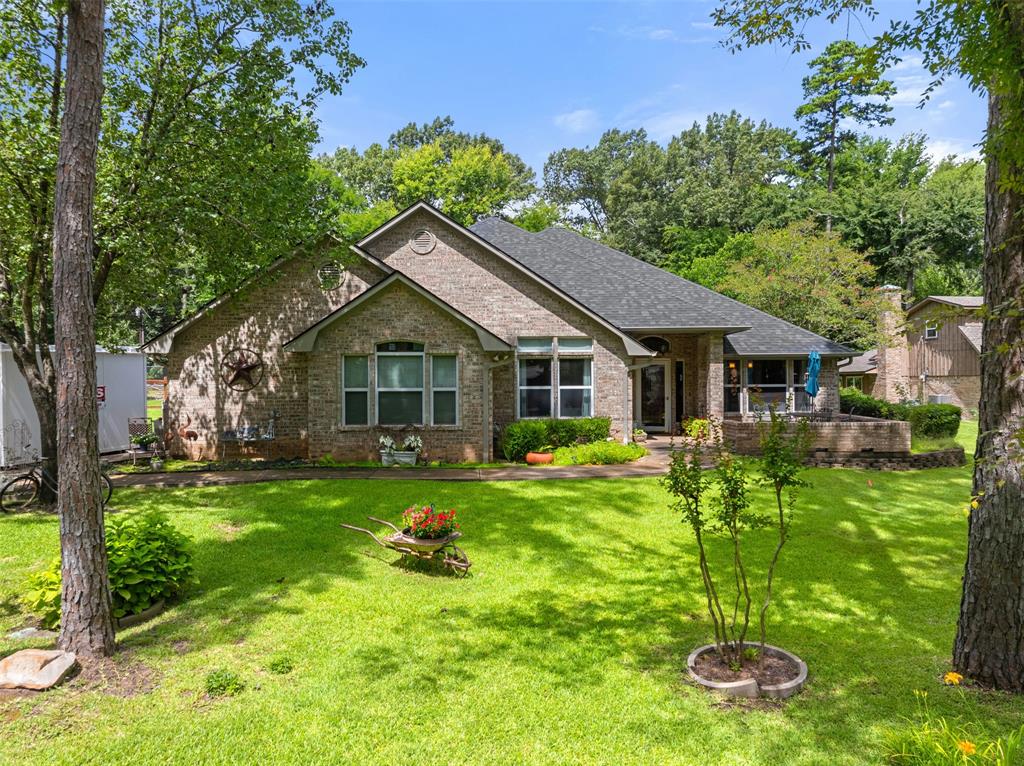 1340 Bridle Path Property Photo 1