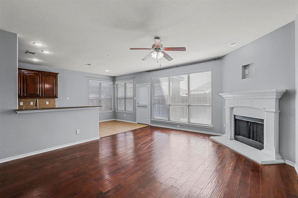 13229 Larks View Point Property Photo 3