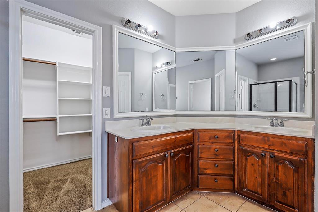 13229 Larks View Point Property Photo 13
