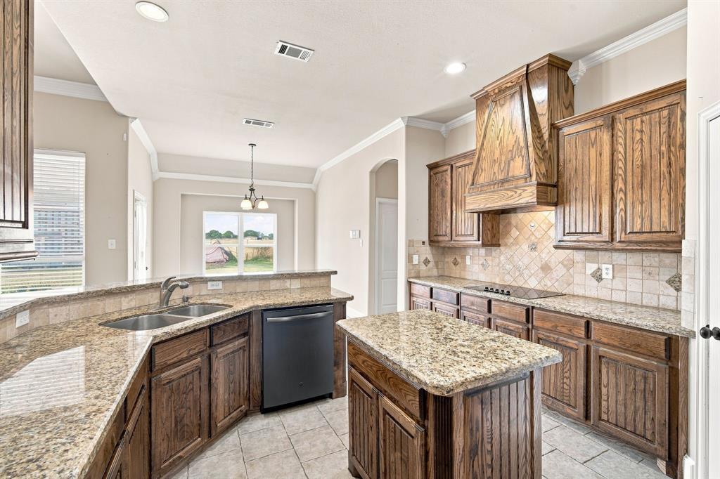 429 Rugged Drive Property Photo 13