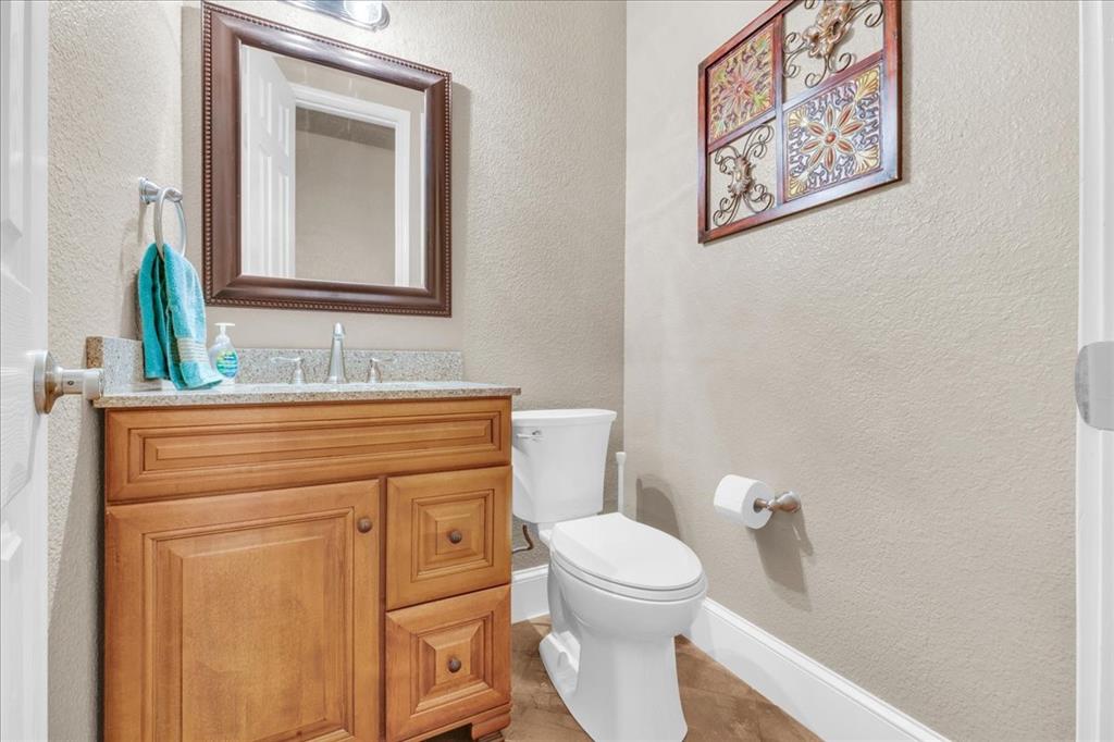 2201 Somerset Property Photo 18