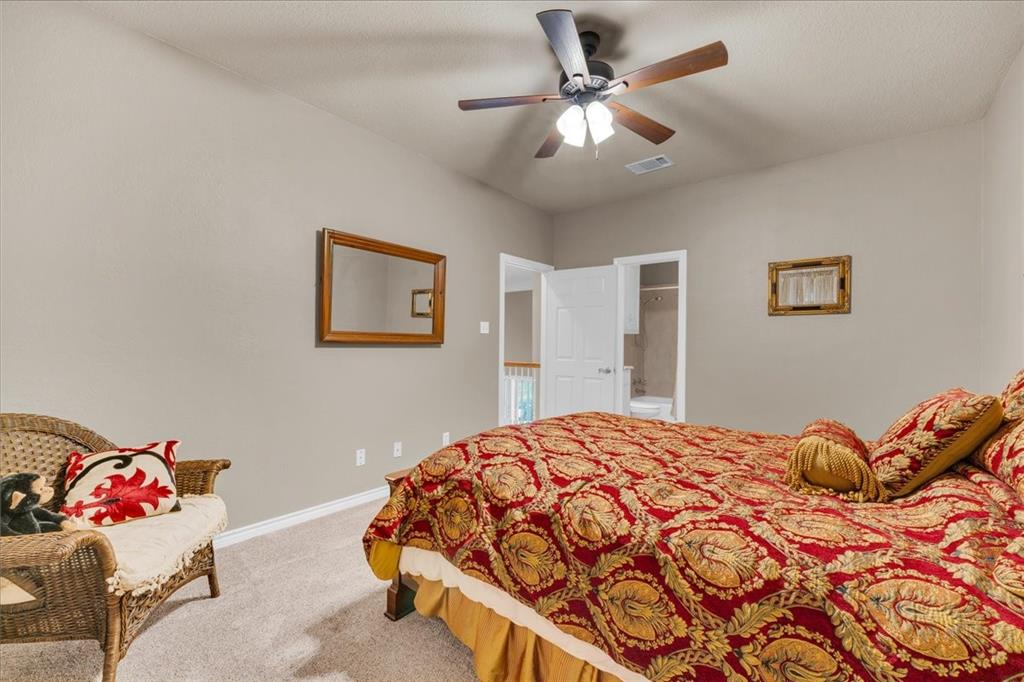 2201 Somerset Property Photo 25