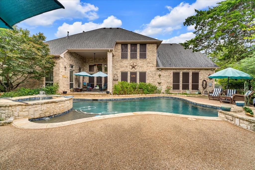 2201 Somerset Property Photo 29