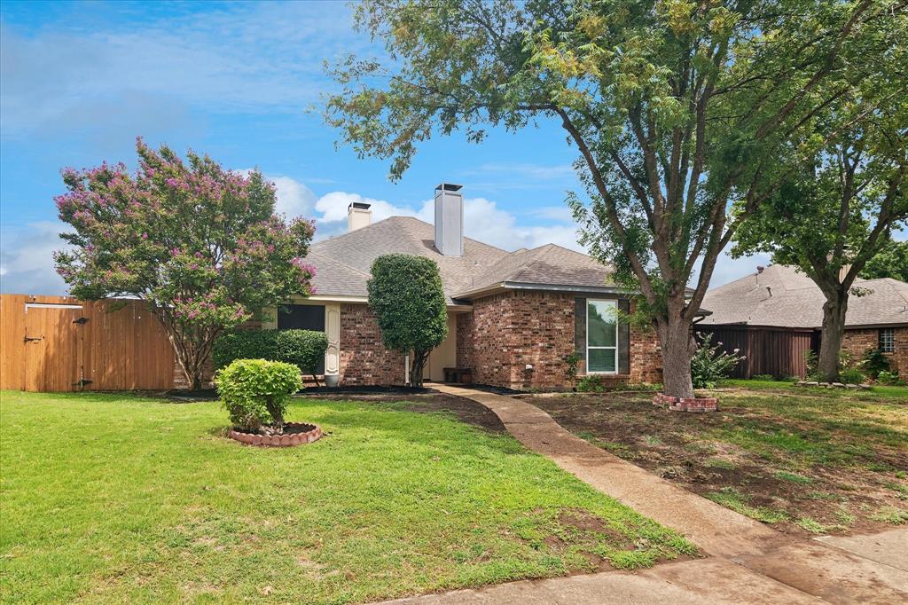 3318 Wells Drive Property Photo 1