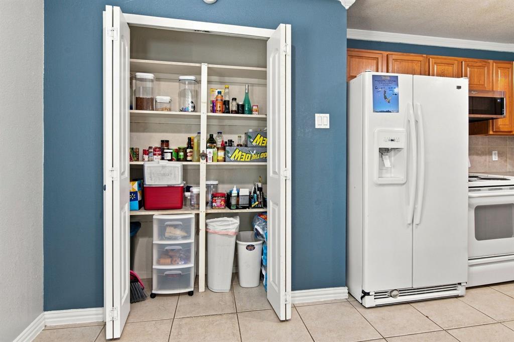 2420 Timberlake Drive Property Photo 14